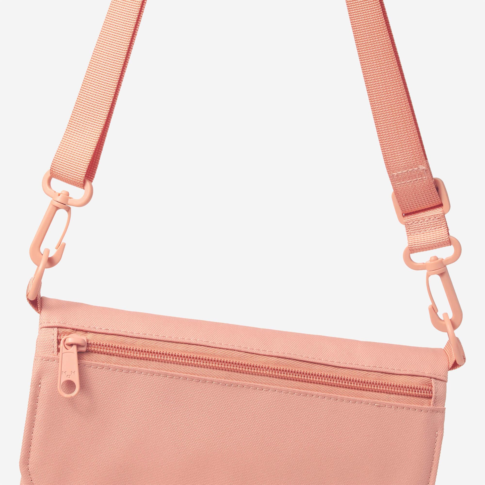 Young Crossbody | Glacier Pink