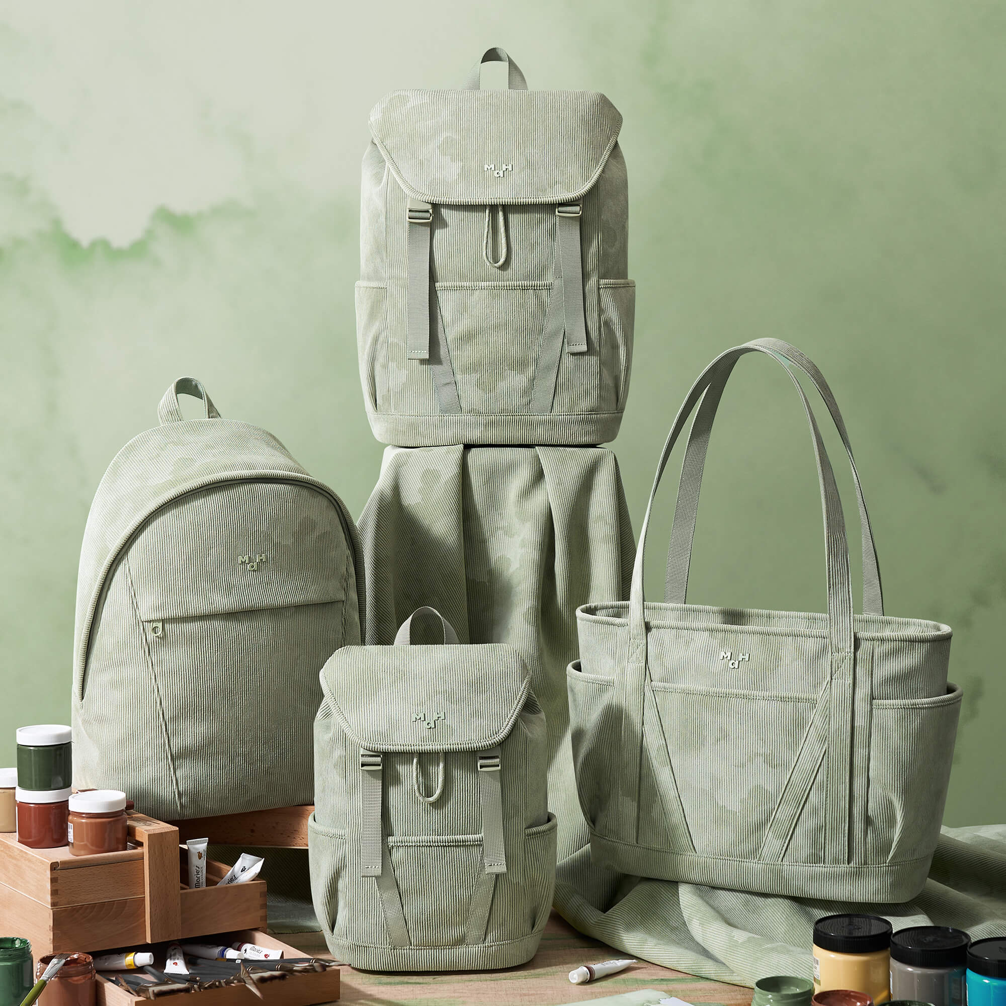 Young Tour Backpack | Corduroy | 6L