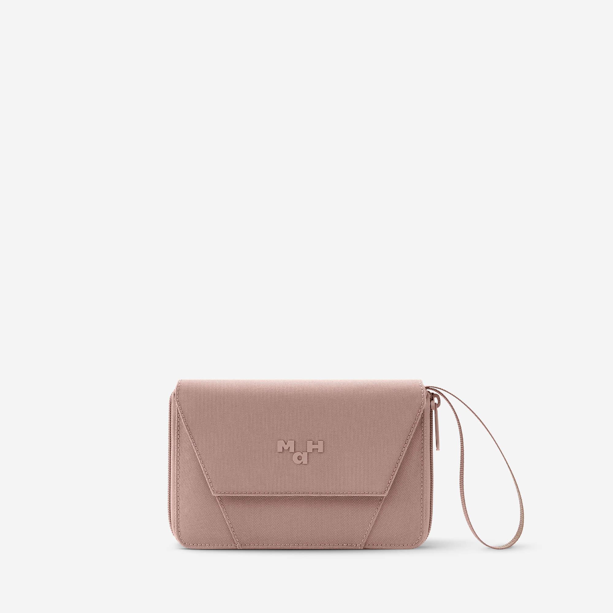 Echo Folio Passport Bag