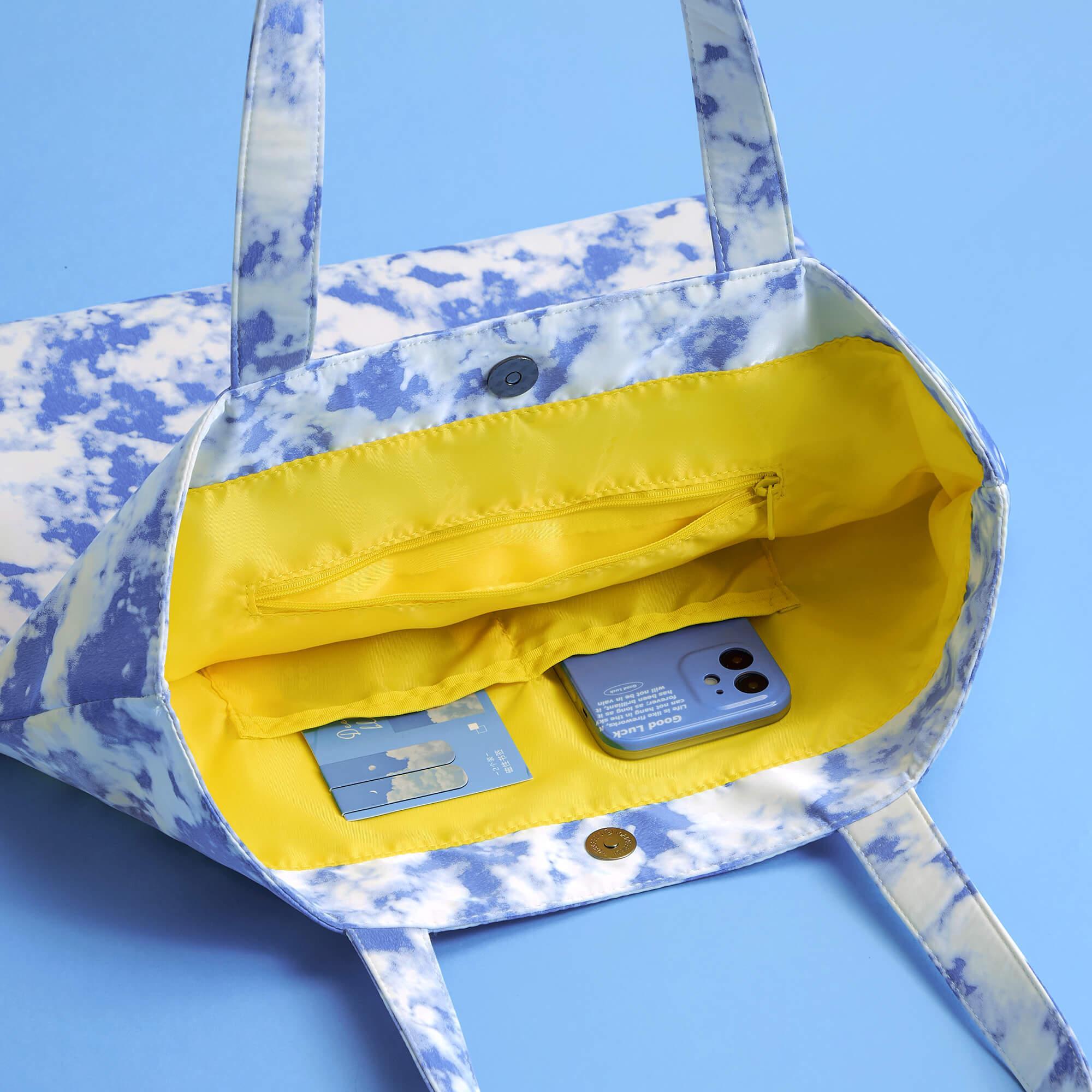 MaH Cloud Printing Canvas Tote Bag