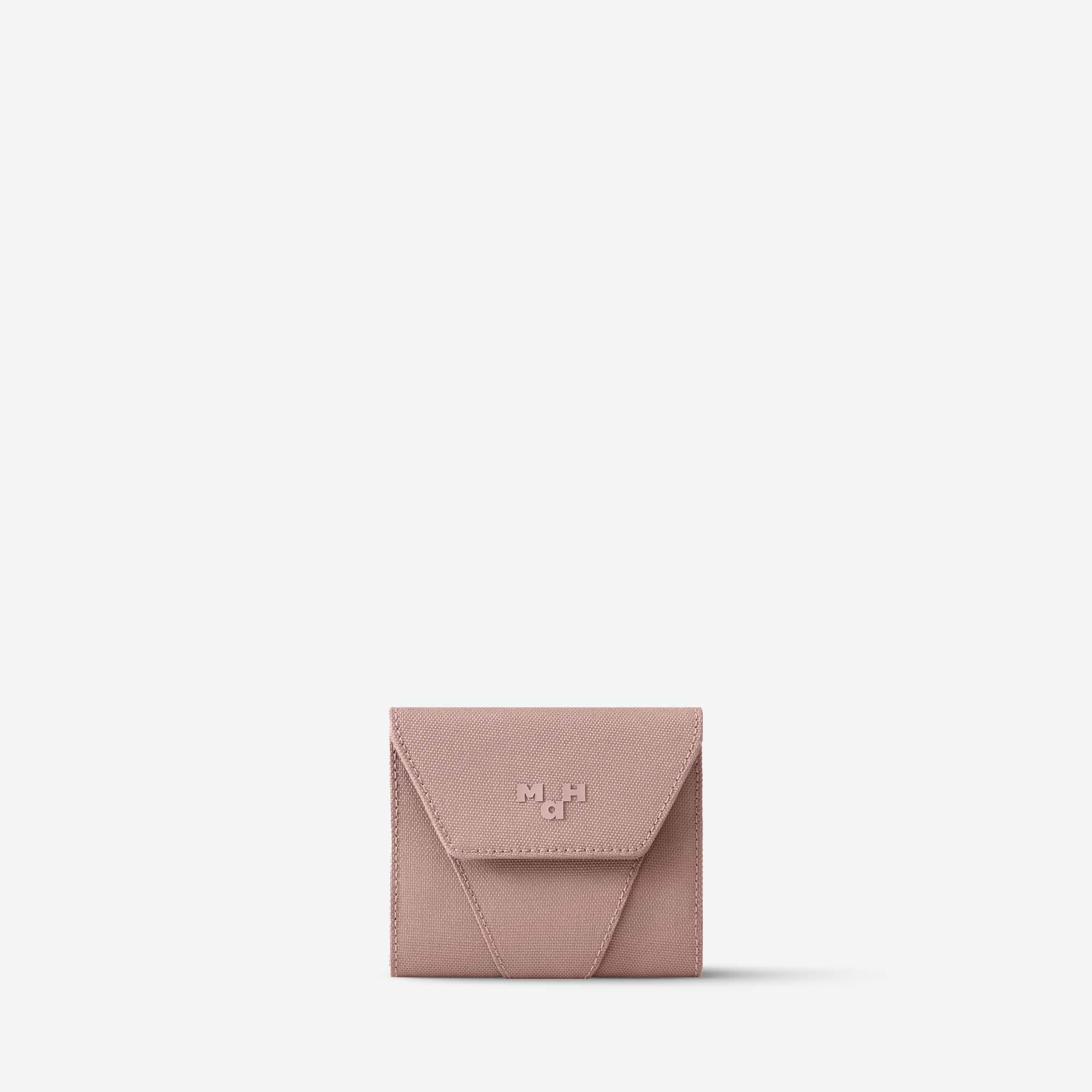 Young Echo Wallet