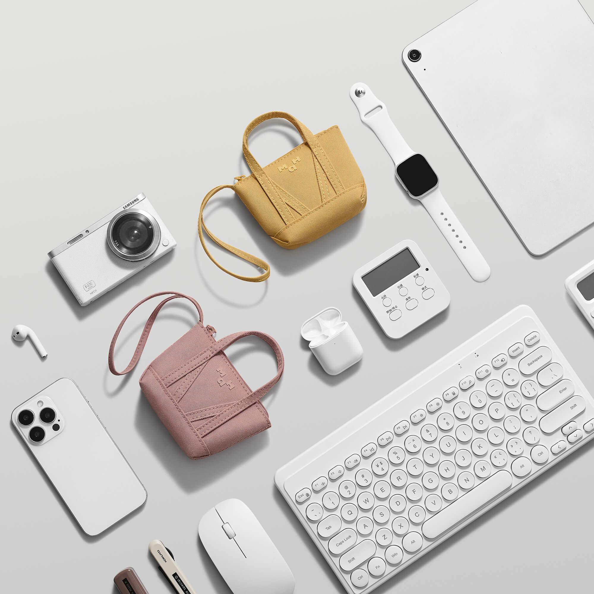 Young Hull Tote Mini | Earbuds Bag