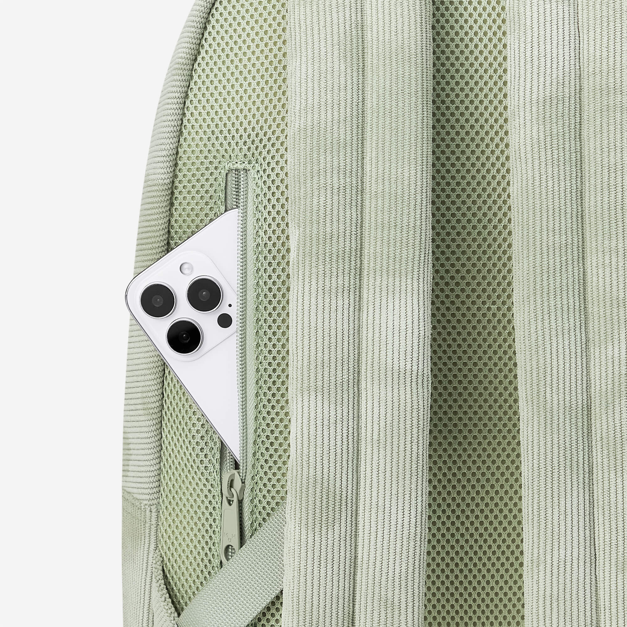 Vital Backpack | Corduroy | 15L