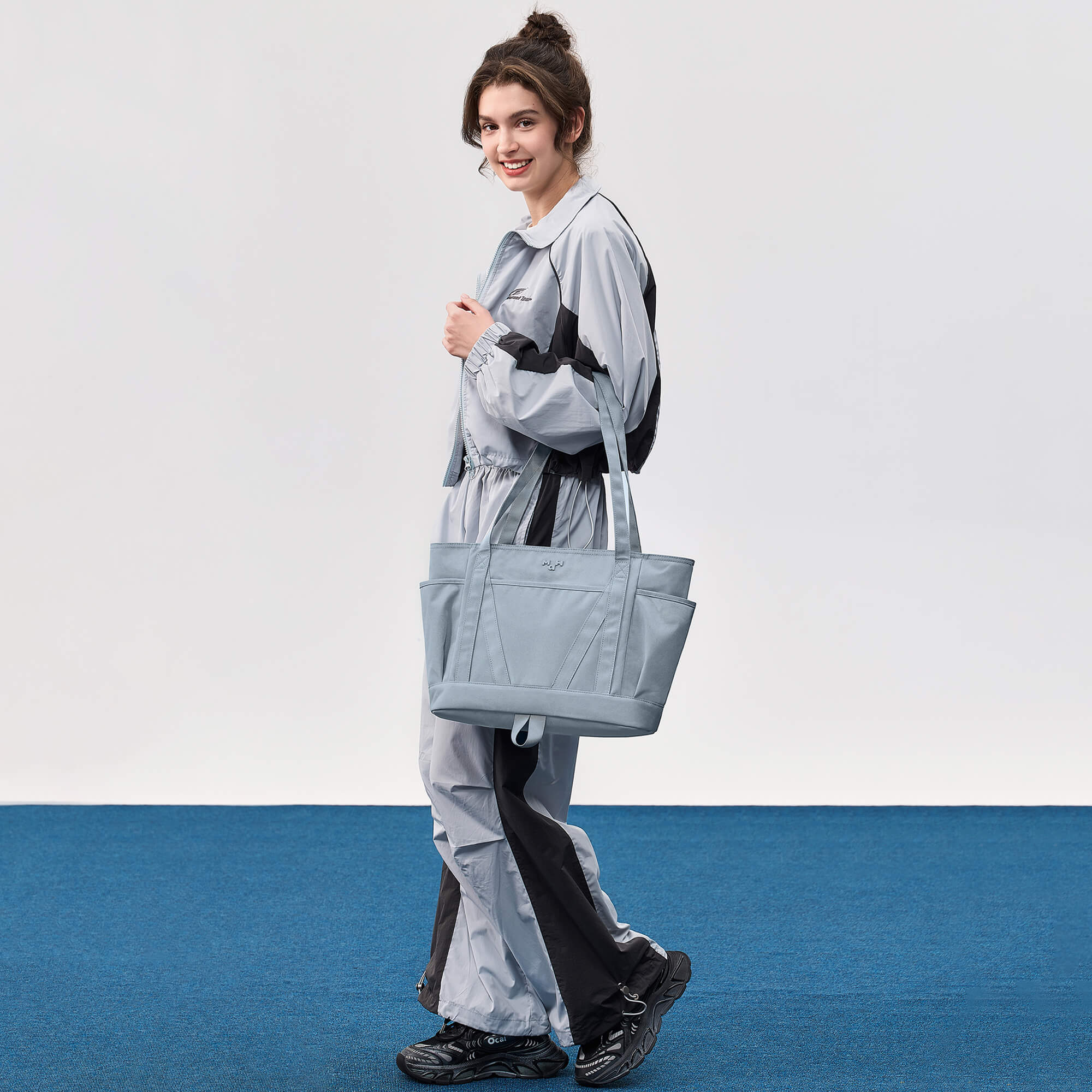 Young Tour Tote | Quarry