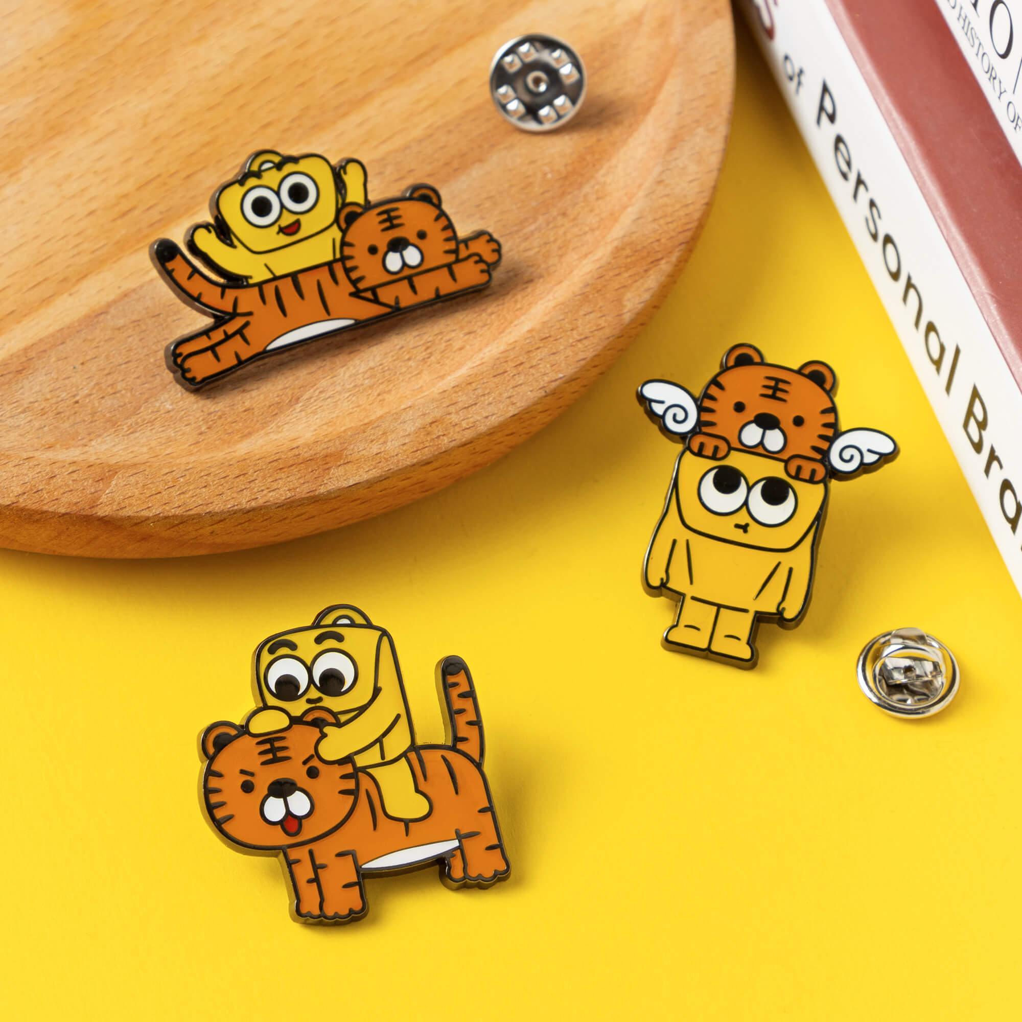 MaH Lapel Enamel Pin-Yellow Tigers