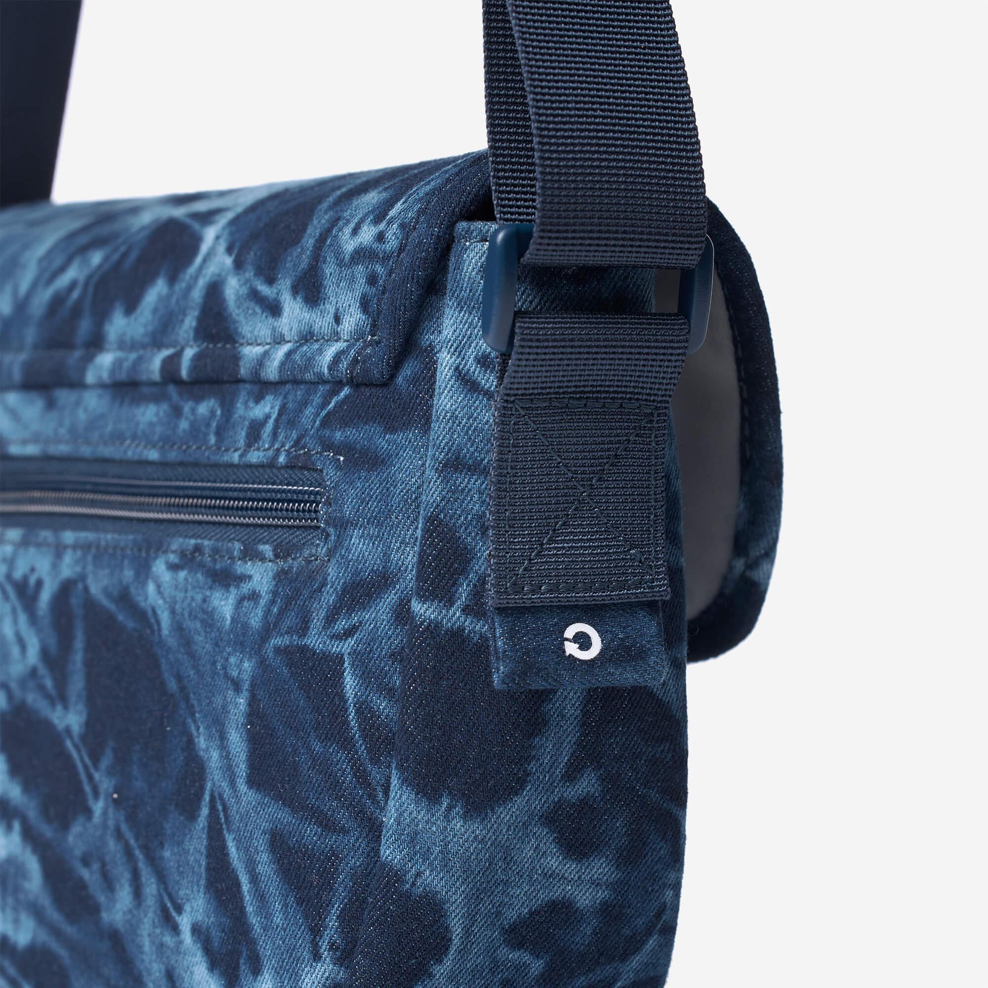 Young Cross Shuttle| Recycloth | Ocean Blue