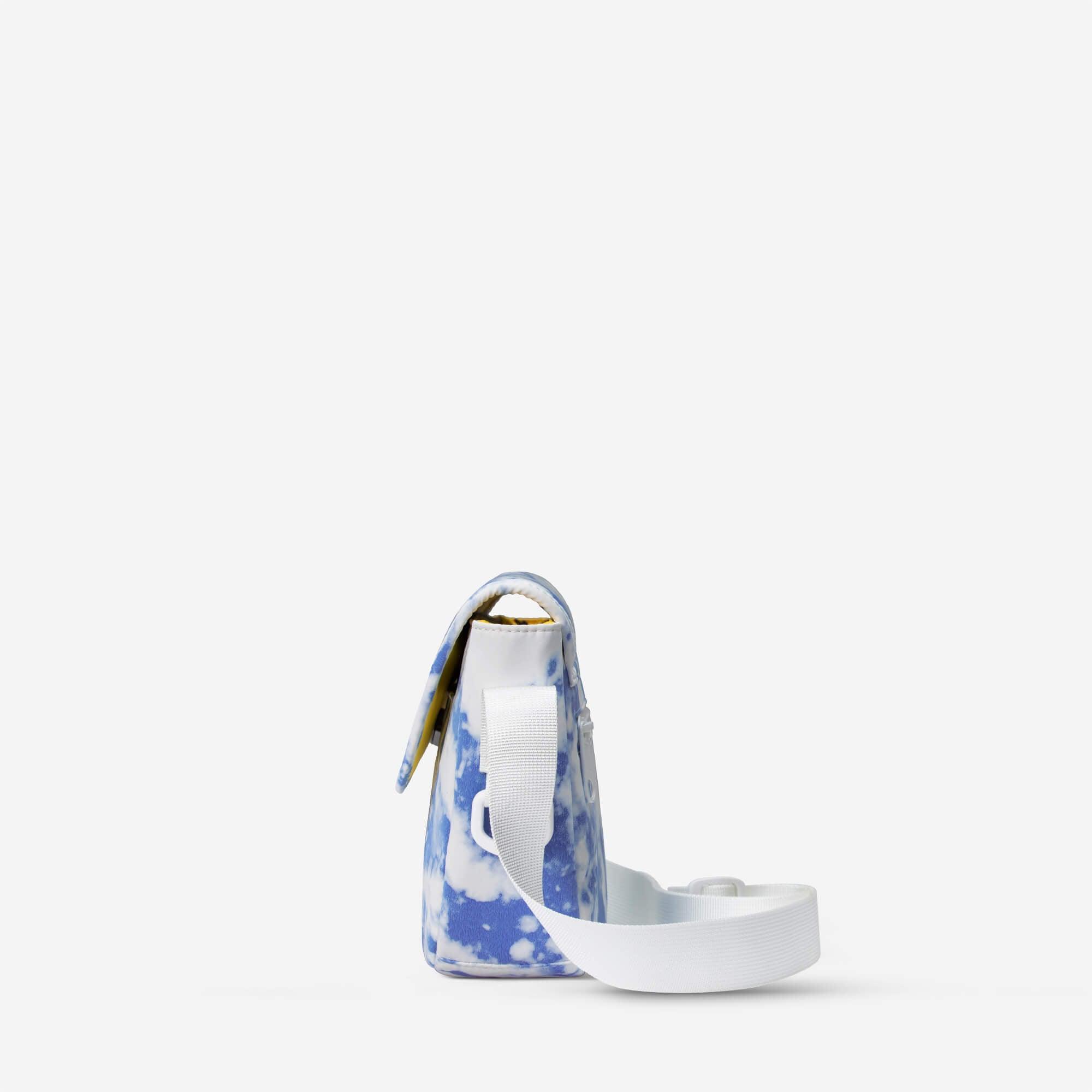 Cloud Prints Casual Crossbody Bag For Student