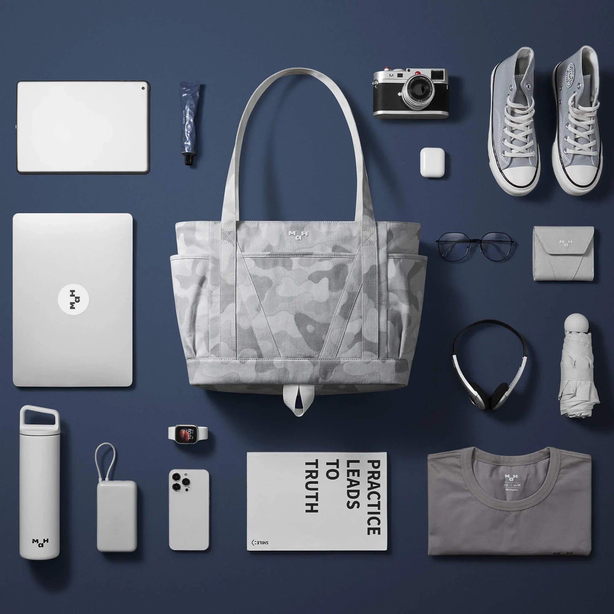 Young Tour Tote | Camouflage Denim Gray