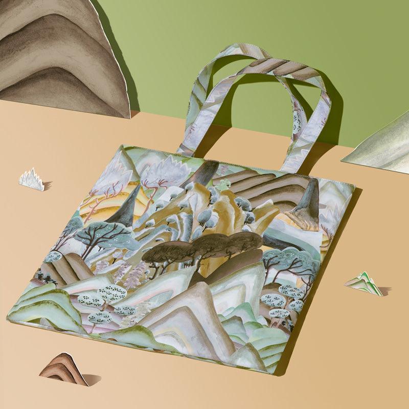 MAH TOTE